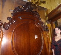 95-antique-carved-bed