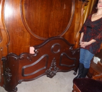 98-antique-carved-bed