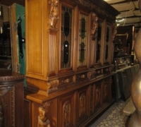 17-WALNUT -C. 1900 - 105'' H X 124'' W