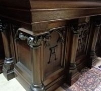 639  - ALTAR 32\'\' D X 72\'\' W X 40\'\' H