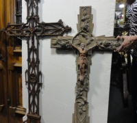 19-Antique-gothic-iron-crosses