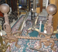 34-200-Antique-iron-andirons-firetools-fenders-screens-check-antique-iron-category