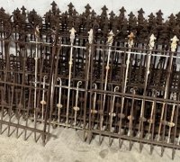 20D....CAST IRON GATES W/FENCE SECTIONS