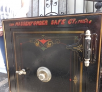 102-antique-safe-35-h-x-25-d-x-25-w