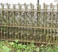 1U-ANTIQUE-CAST-IRON-FENCE-4-SECTIONS-HEART-SHAPED-DESIGN-APPROXIMATELY-86-IN-X-38-IN-H-EACH