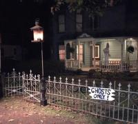 257...50  FT  ANTIQUE ORNATE  FENCE   AND    7 LG POSTS   AND   2  GATES  --  C. 1870