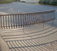 519-antique-curved-iron-fence