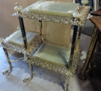 30-antique-onyx-pedestal-table